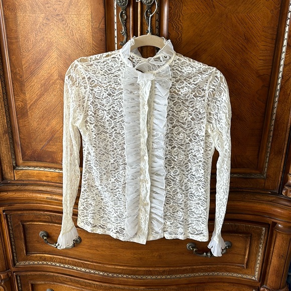Vintage lace blouse - Picture 1 of 6
